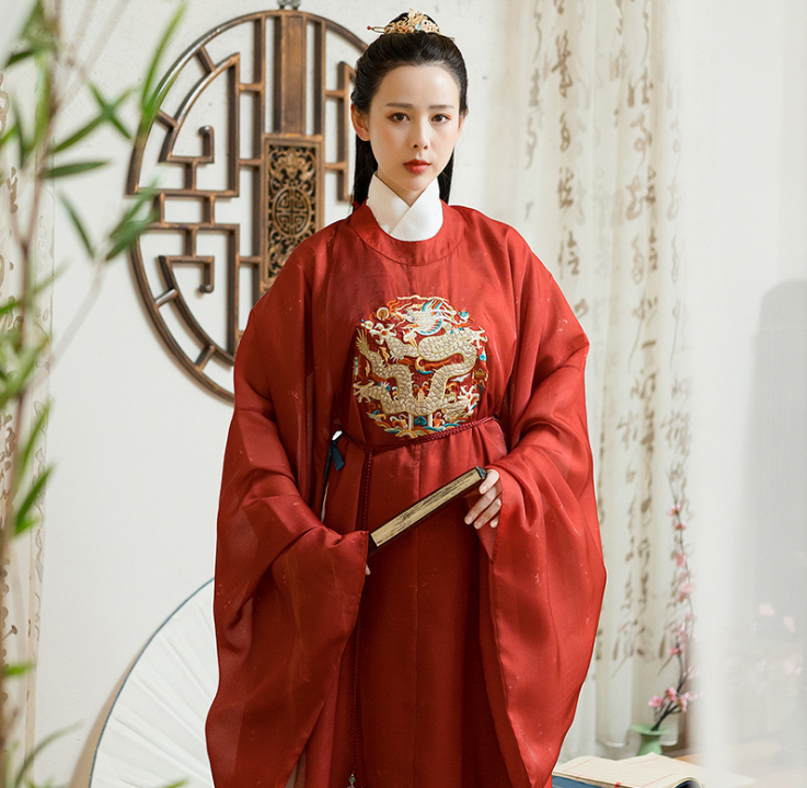 原创创正品唐圆领袍女革带汉服龙纹刺绣明制汉服