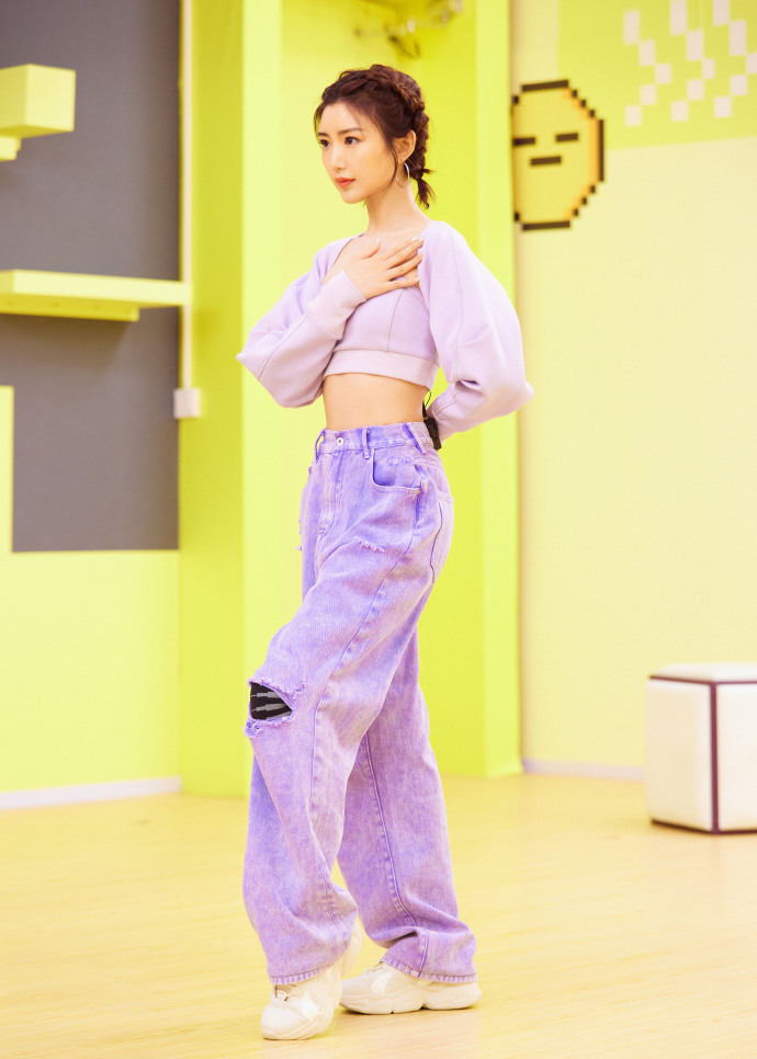 创造营毛晓彤同款衣服紫色短款长袖卫衣女上衣卫衣