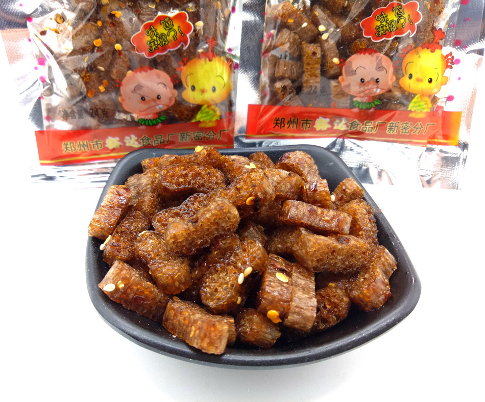 拍30袋包邮 君仔素辣骨头辣条 素食面筋8090后童年怀旧麻辣零食品