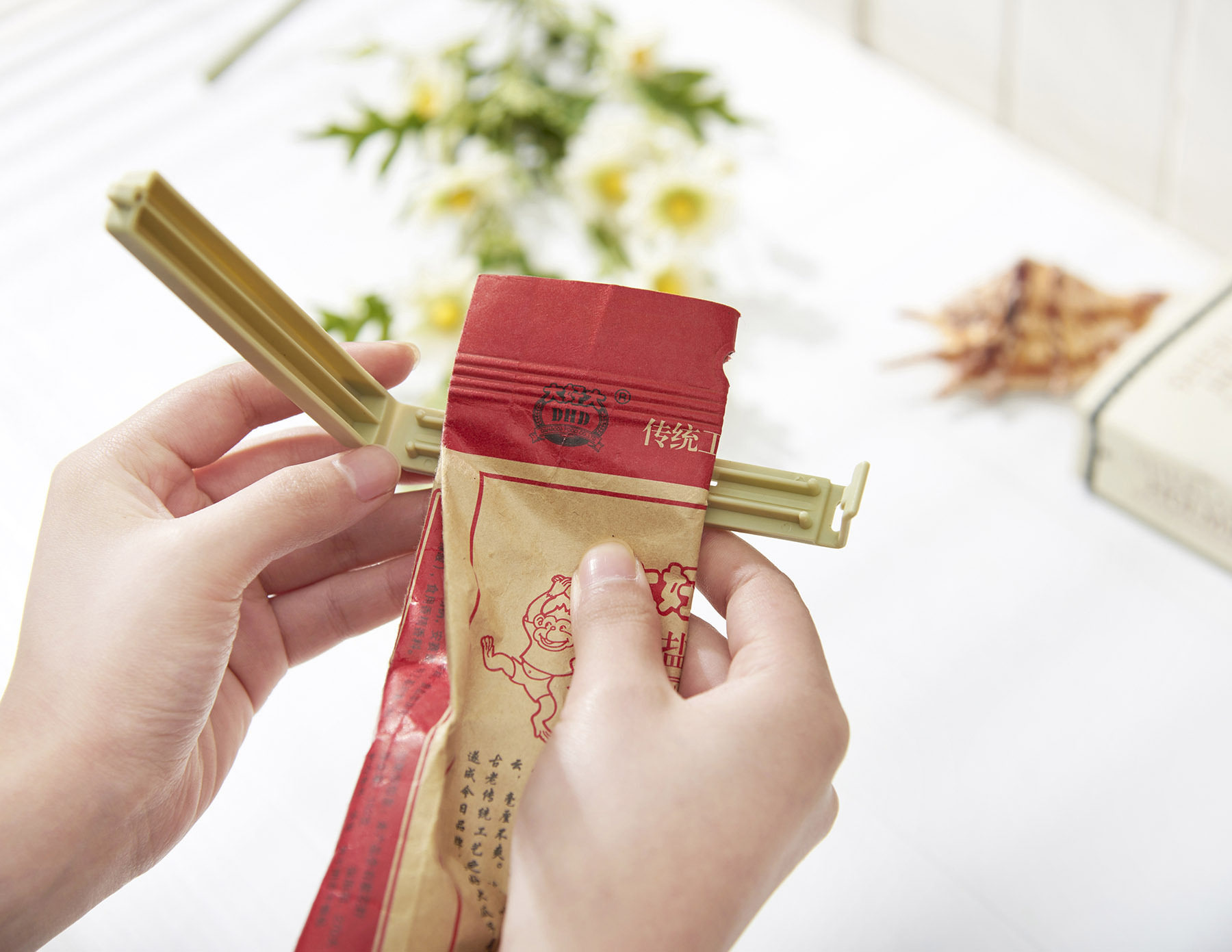 封口8个厨房封袋食品密封条口条大号密封零食封口夹