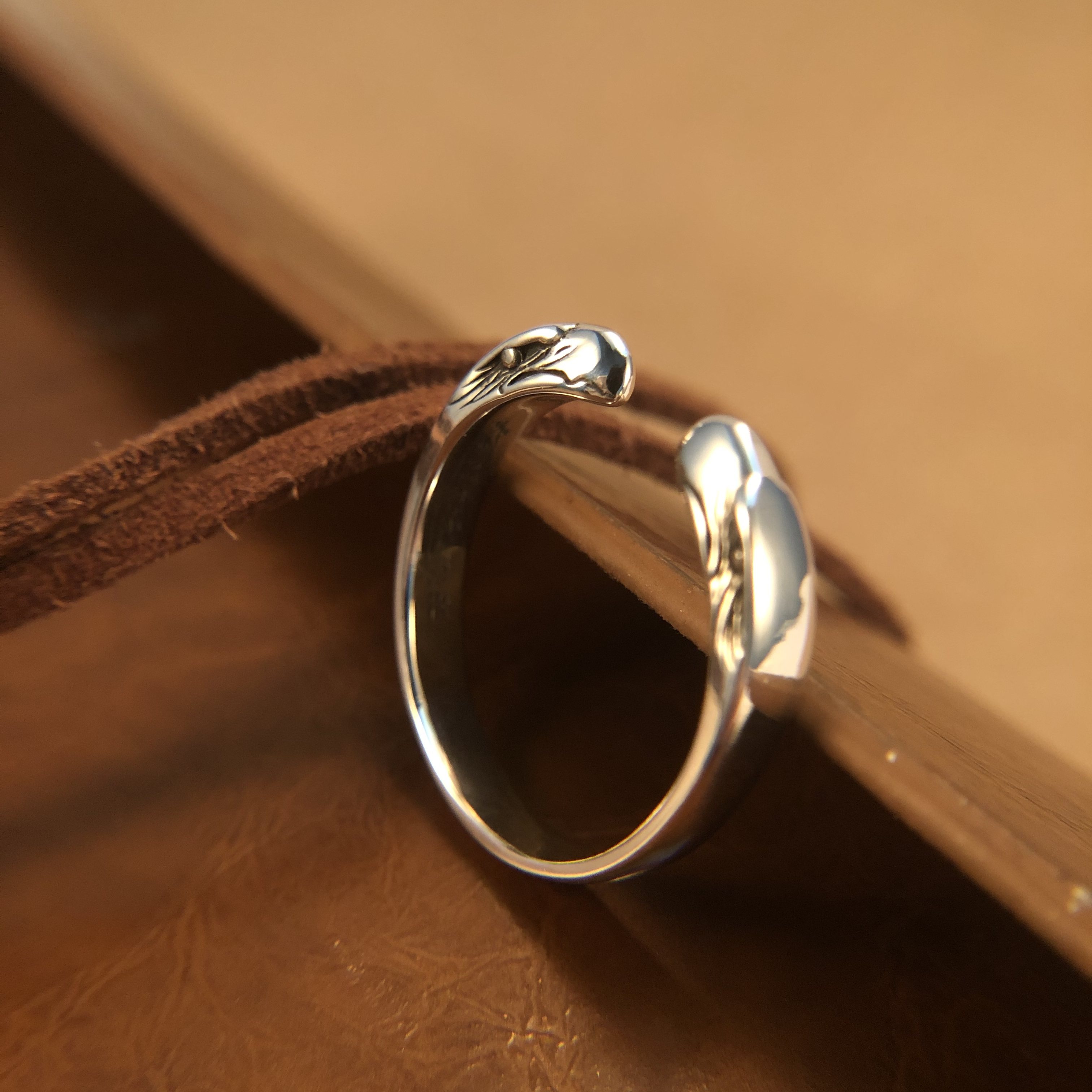 菊地老鹰戒指男潮双鹰鹰头四目手工錾刻纯银戒指