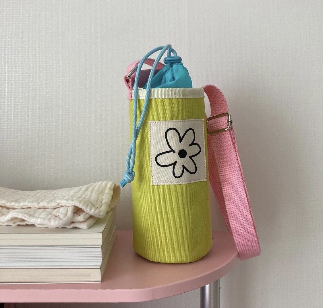 水杯新款儿童保温水壶斜挎包宝宝出行轻便包包