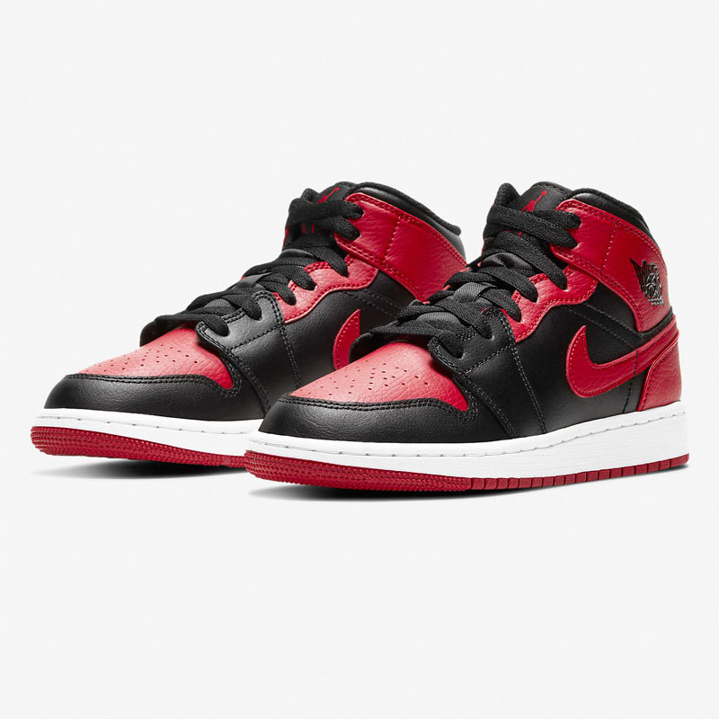 耐克女鞋airjordanmidaj1黑红脚趾小禁穿篮篮球鞋