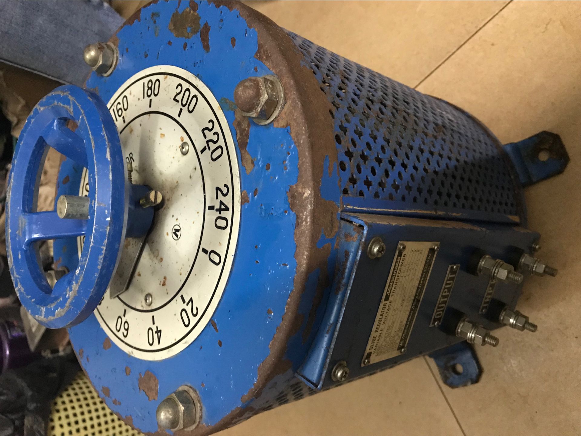 进口变压器matsunaga调压器2kw输入100v输出可以以在变压器