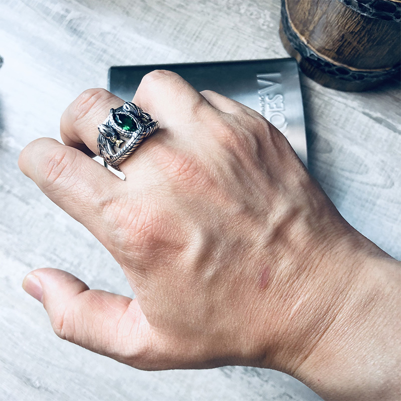 欧美银饰男士饰品指环王魔戒绿宝石阿拉贡纯银戒指戒指