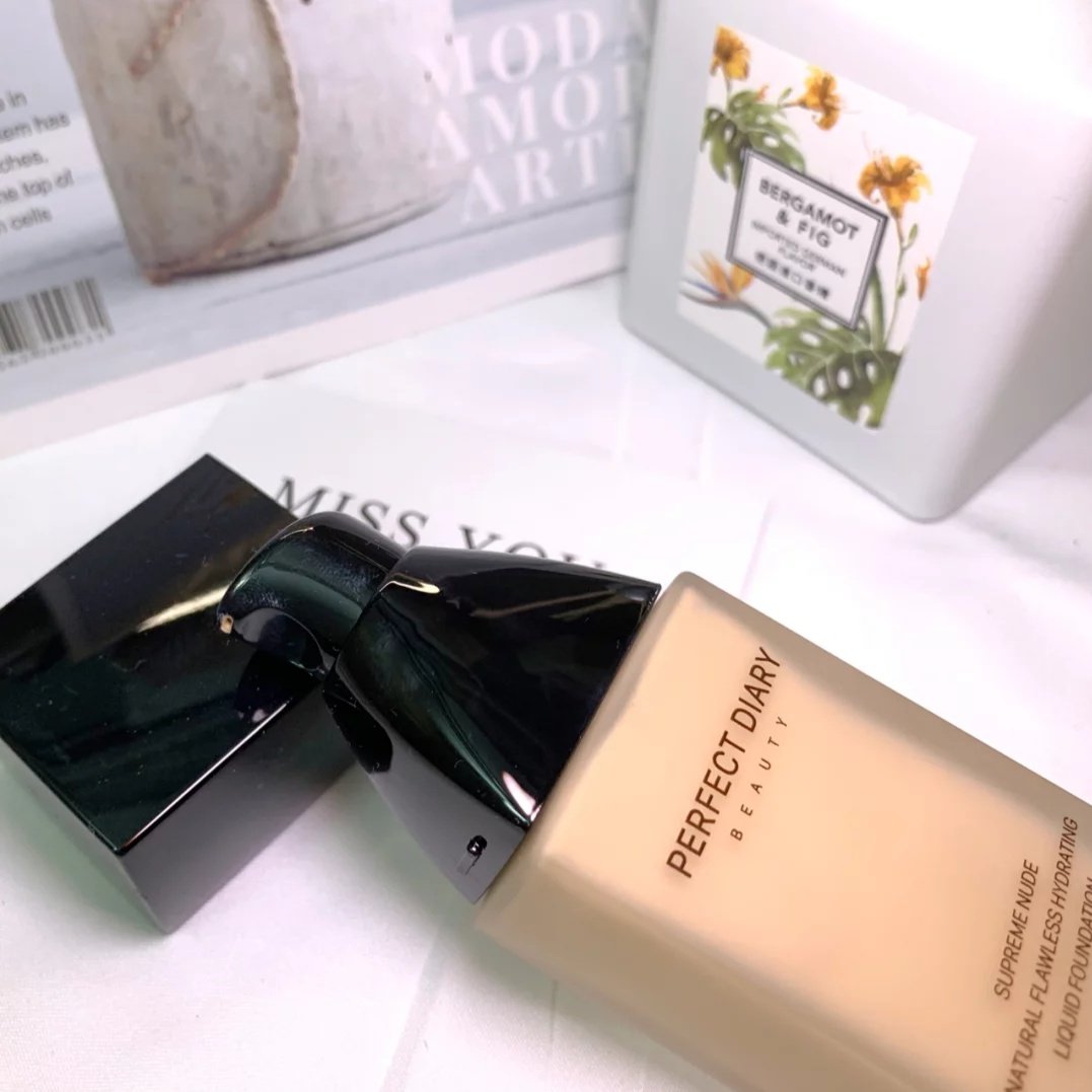 perfectdiary完美日记粉底液小黑盖保湿遮瑕控油不易脱妆持久bb霜