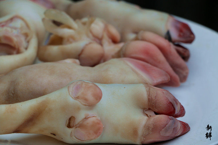 蹄子新鲜500g山羊当天杀生羊蹄另有羊肚羊杂山生羊肉