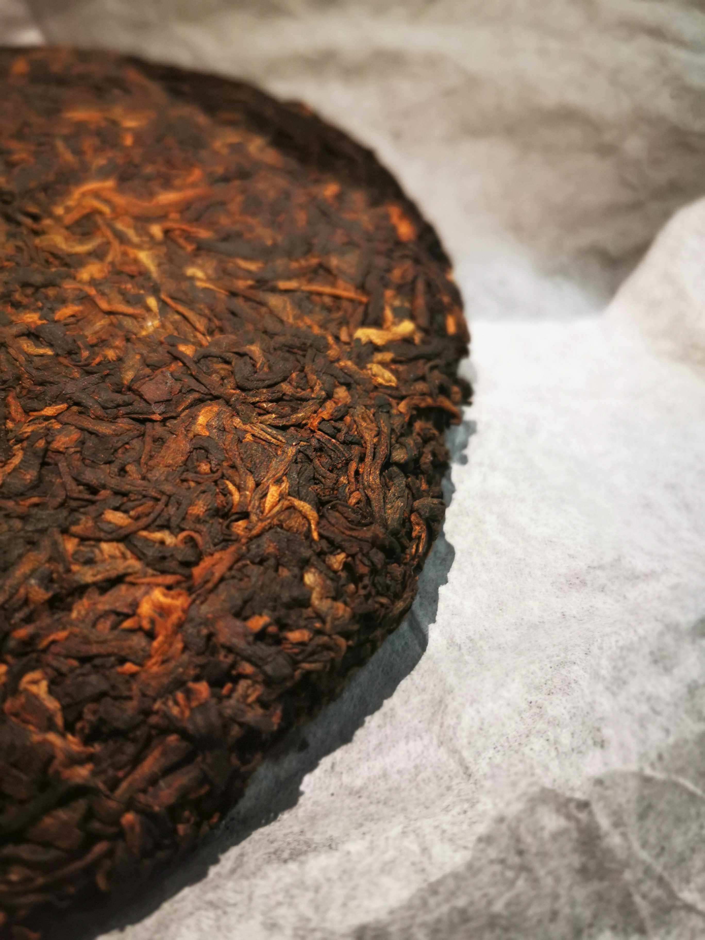 云南勐海普洱藏香熟茶圆饼誉奉号七子茶叶包装