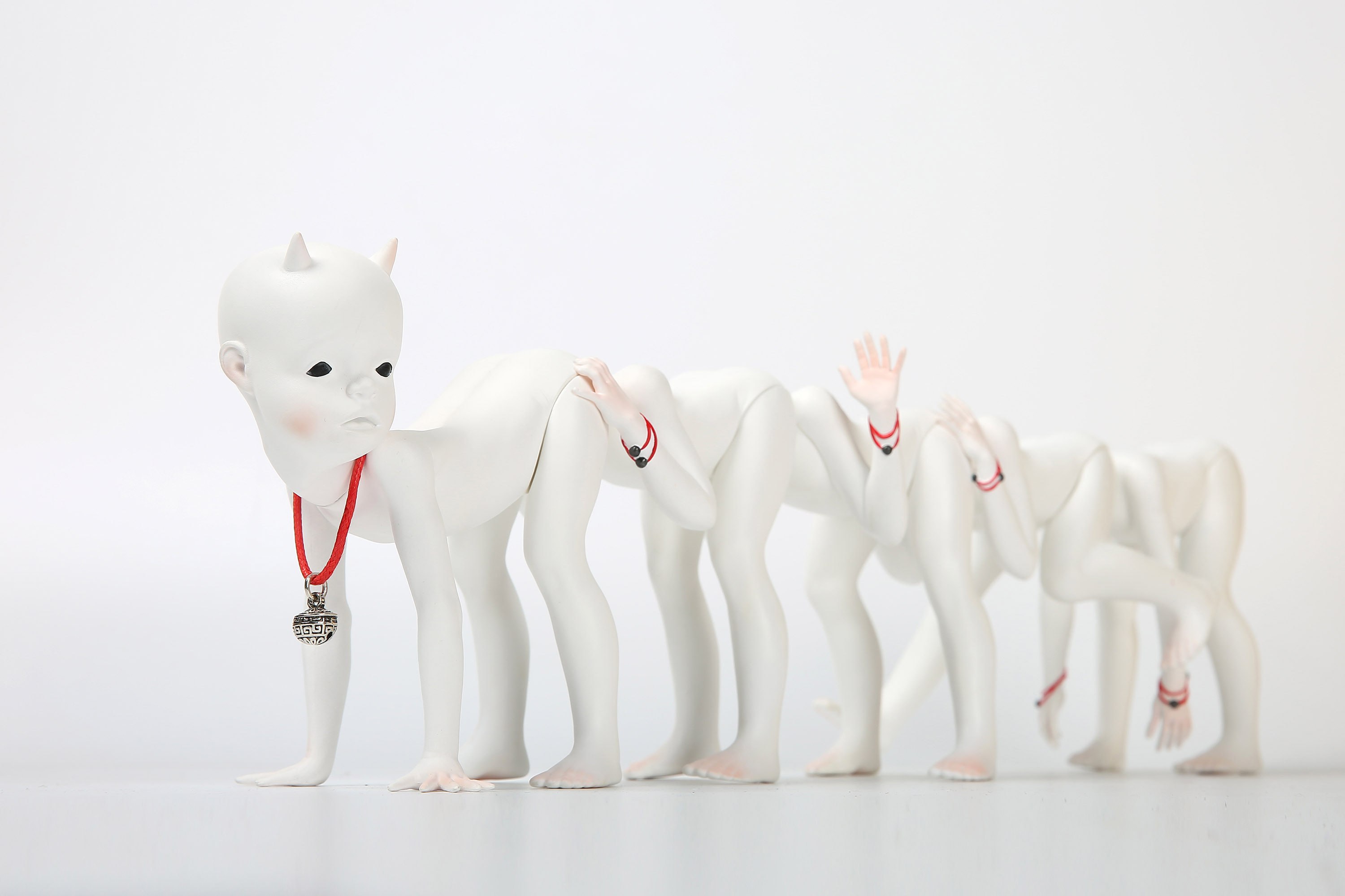 乐艺返童跨界潮流玩具小明poplifezeen手办