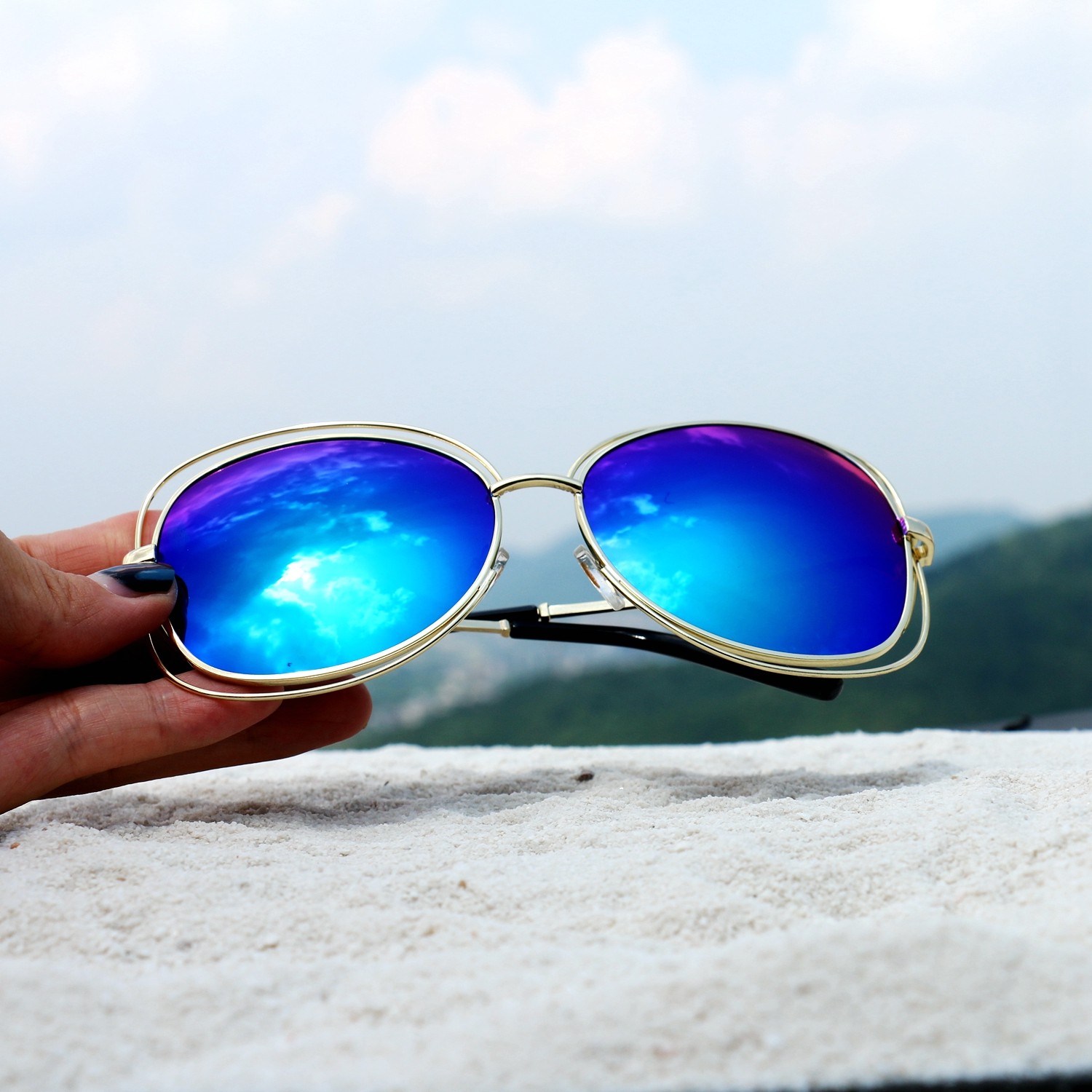 glasses海外代购个性蓝色海边百搭椭圆形蝴蝶镜面太阳眼镜