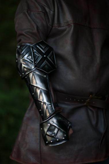 乌克兰代购steel手作钢铁护手手肘护腕护臂cosplay服饰