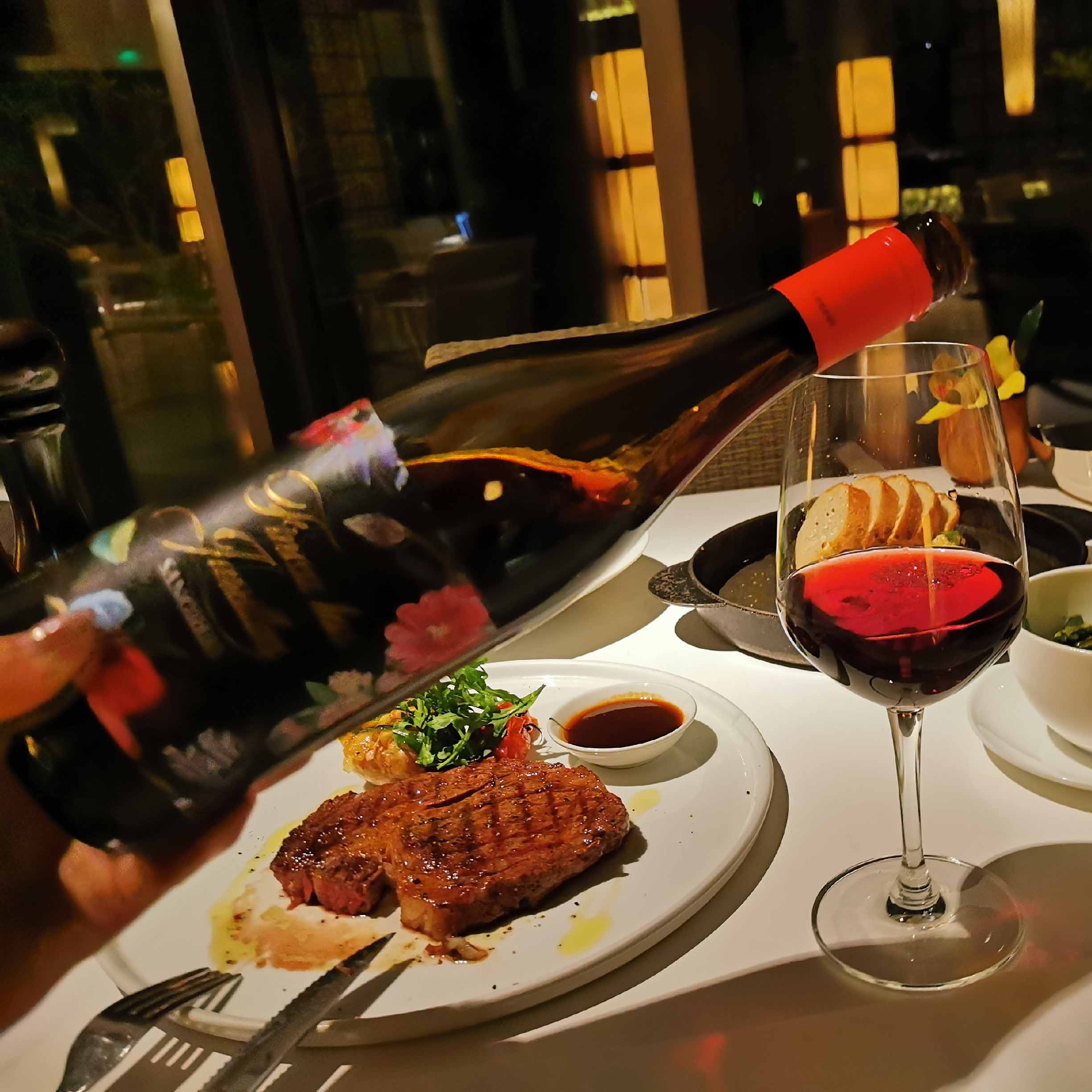 甜甜的酸涩西班牙进口春恋花海桑格格利亚sangria红酒干红静态葡萄酒