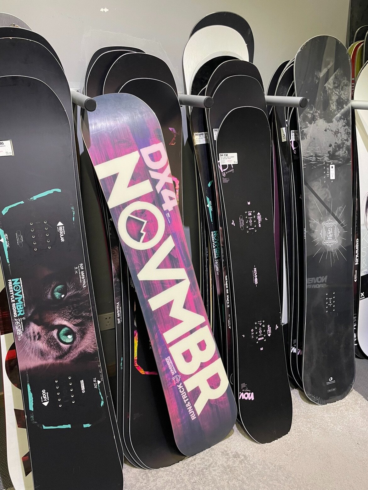 november日本21-22新款进口单板滑雪板男女平花公园滑雪板