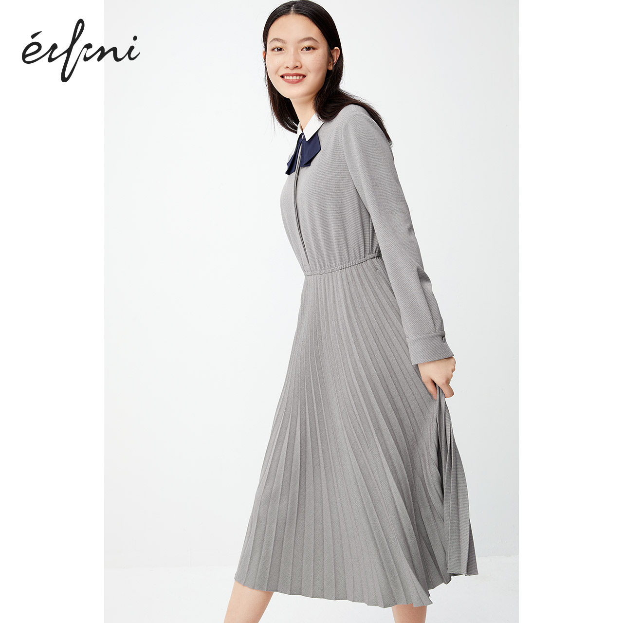 商场伊芙丽2020新款冬装韩版长百褶裙连衣裙1ba393911连衣裙