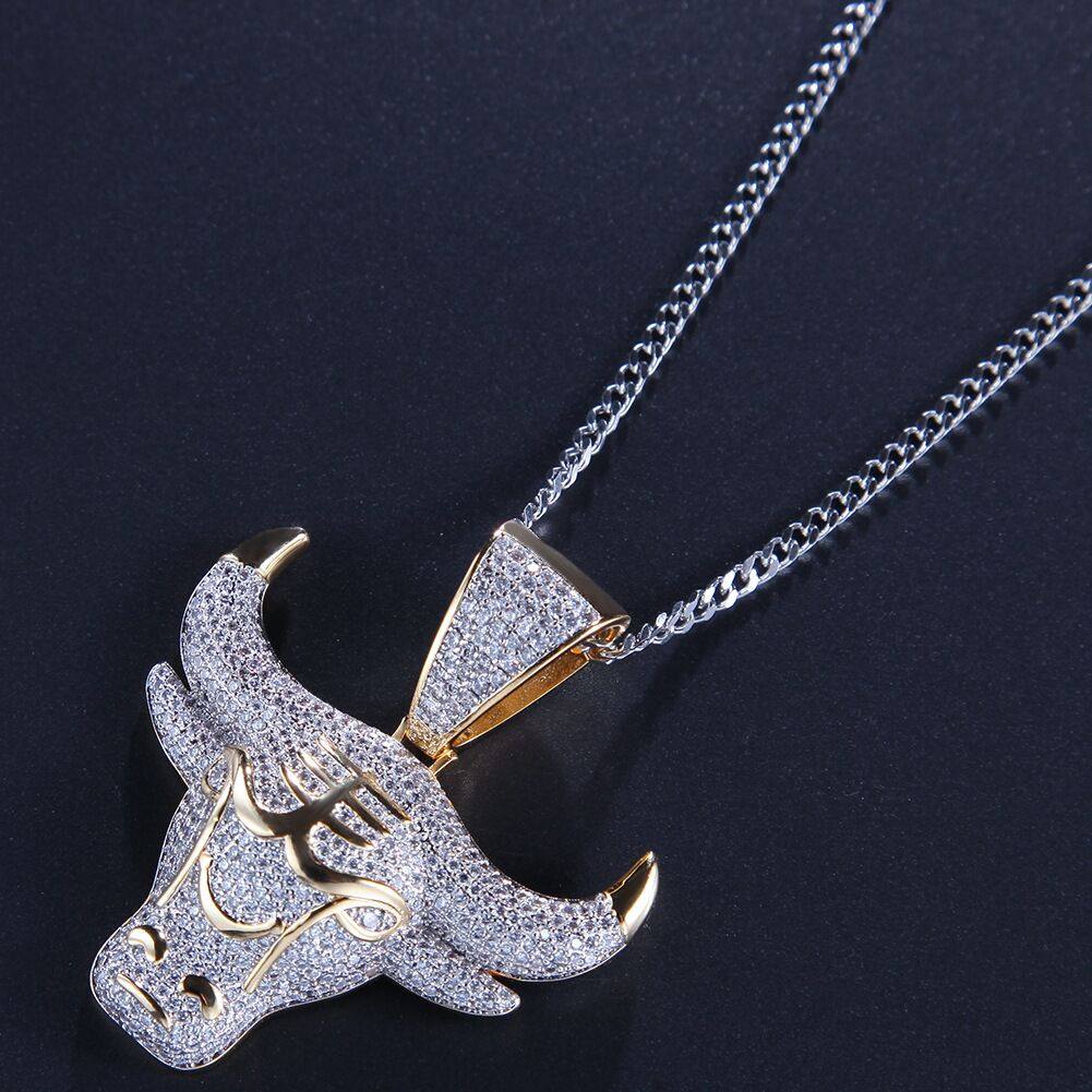吊坠项链新款嘻哈微镶锆石牛头双色电镀男式项坠