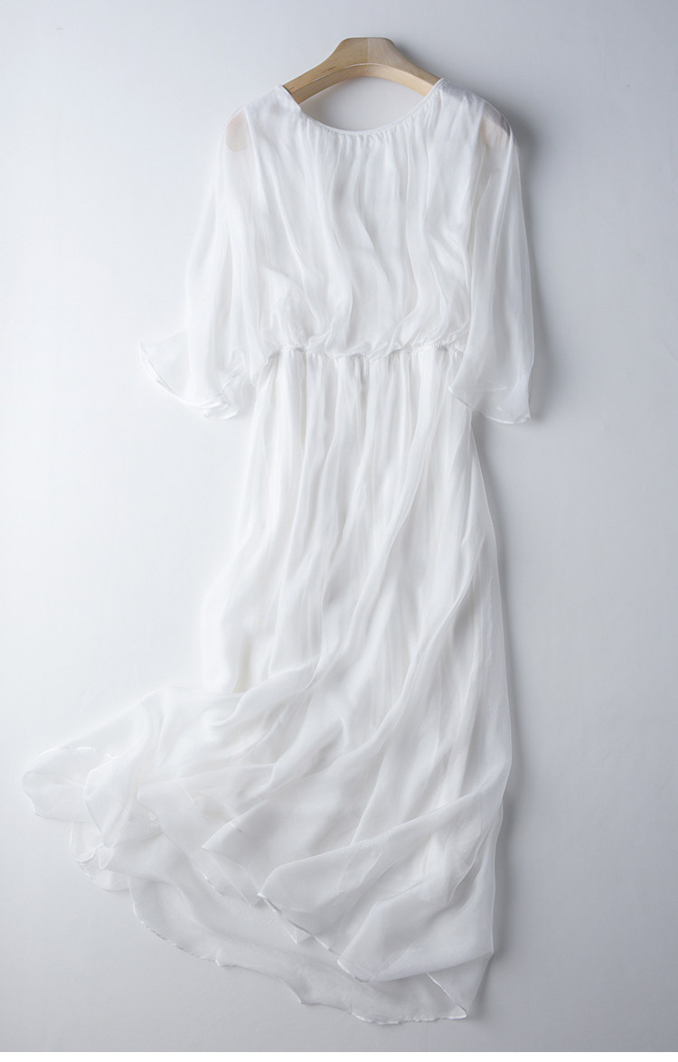 真丝连衣裙夏季新款波西米亚纯白色仙气飘逸桑蚕蚕丝连衣裙