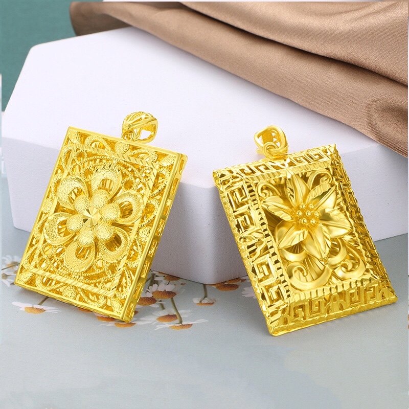 外贸新款镀金饰品女仿黄金黄金花花朵福牌吊坠项坠