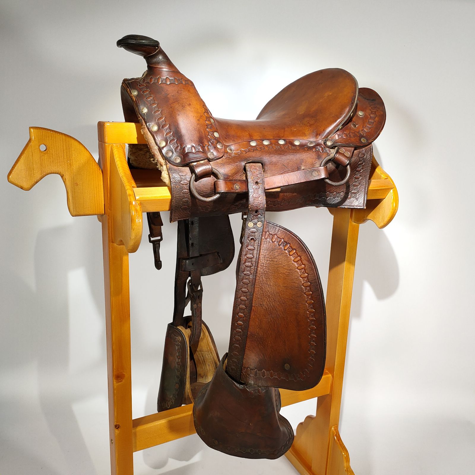 马鞍美国西洋古董民俗摆件国老物件儿童真皮马鞍