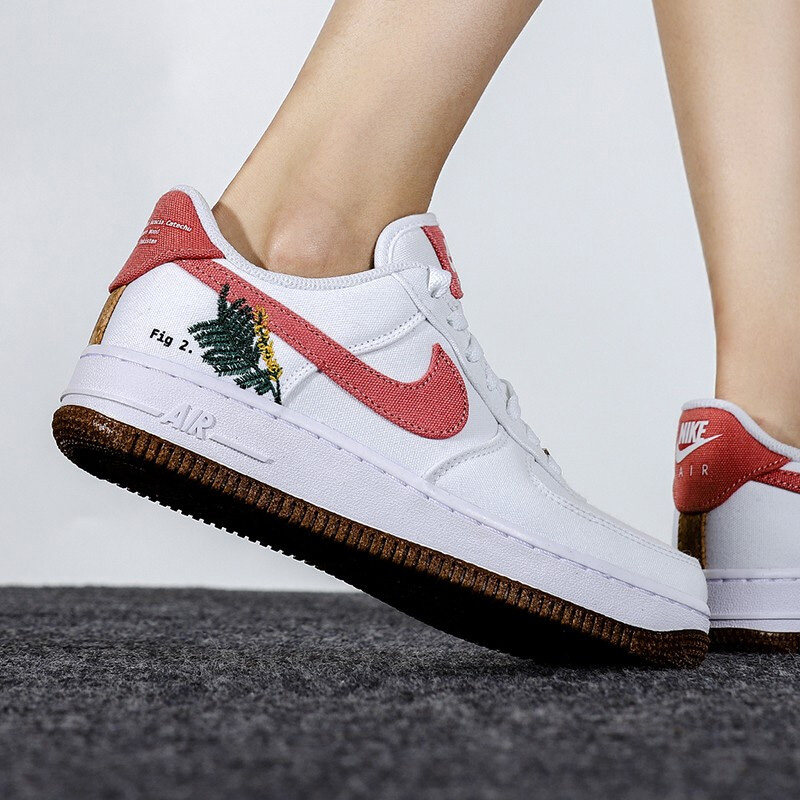 nike耐克女鞋airforce空军一号白粉植物刺绣低帮运动休闲鞋