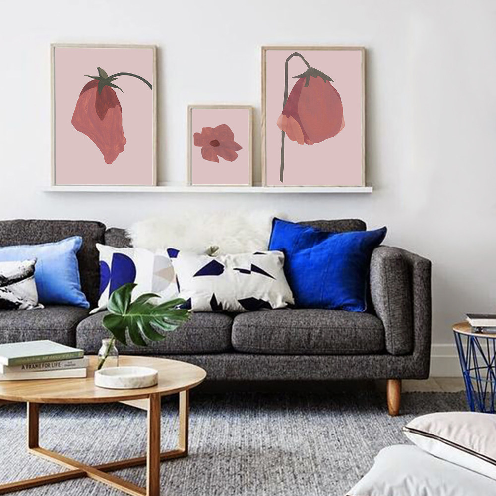 北欧小清新粉色花卉植物手绘插画卧室儿童房挂现代装饰画