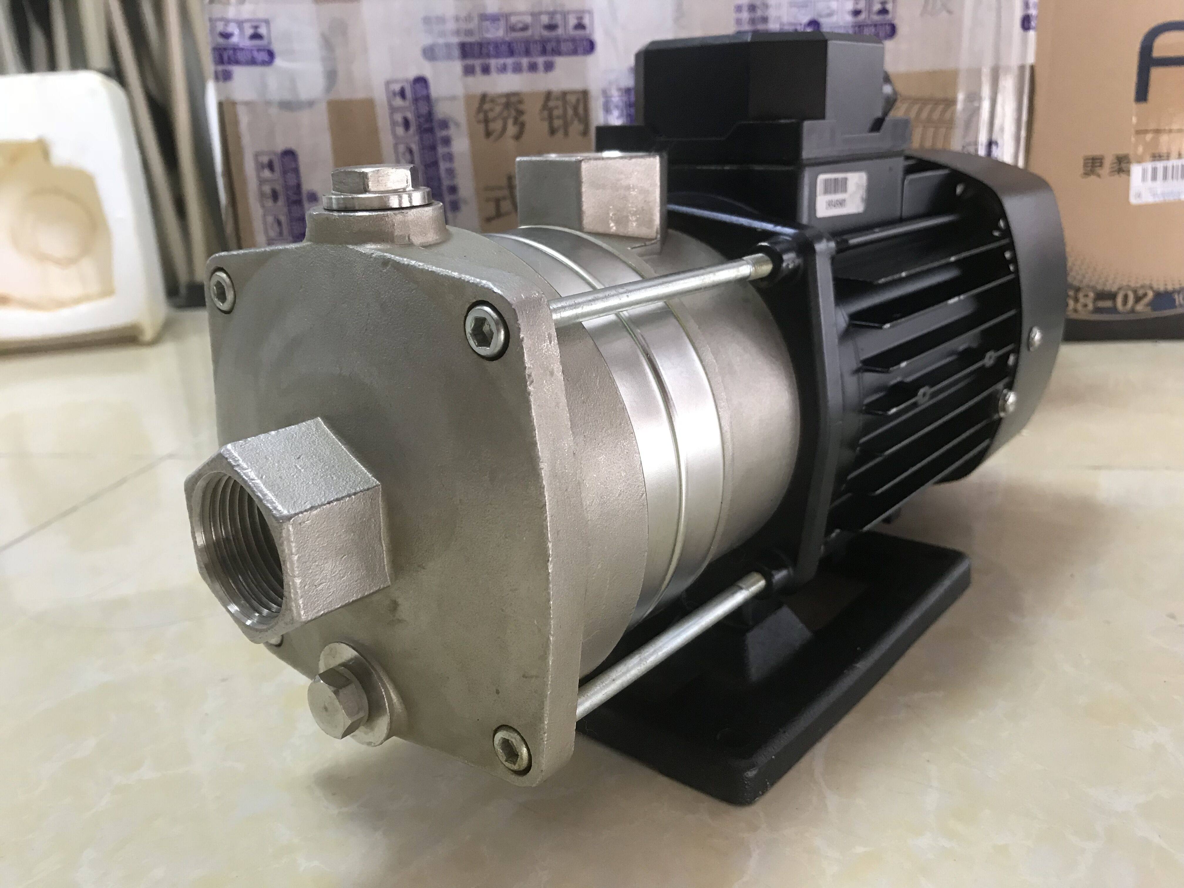 凌霄水泵cm220t不锈钢离心泵轻型多级楼层增压供水水泵