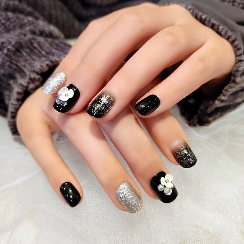 指甲贴片暗黑唯美小白白花带装装饰短款经典美甲工具