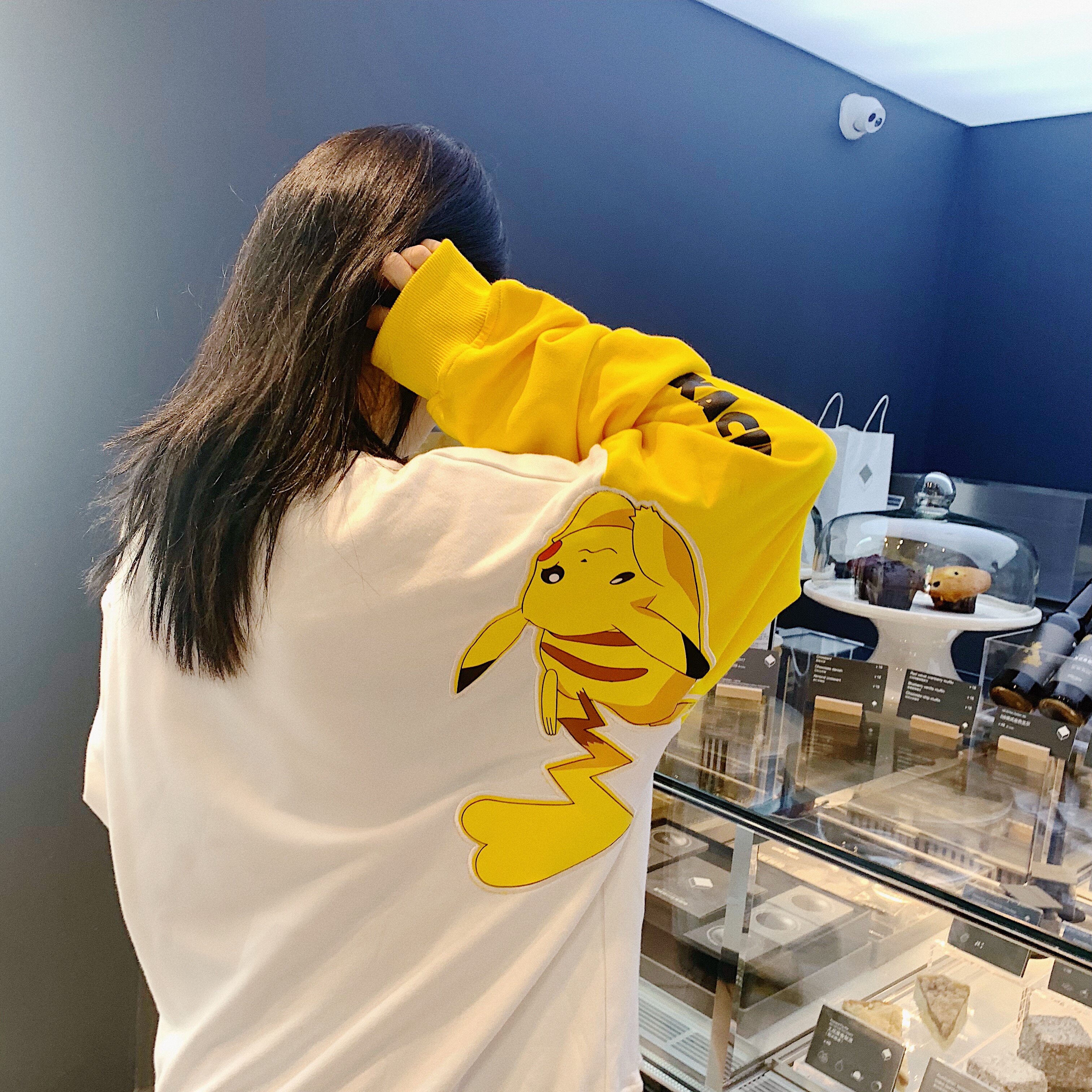 litlab 肩袖皮卡丘联名拼接撞色套头卫衣男宽松休闲可爱长袖