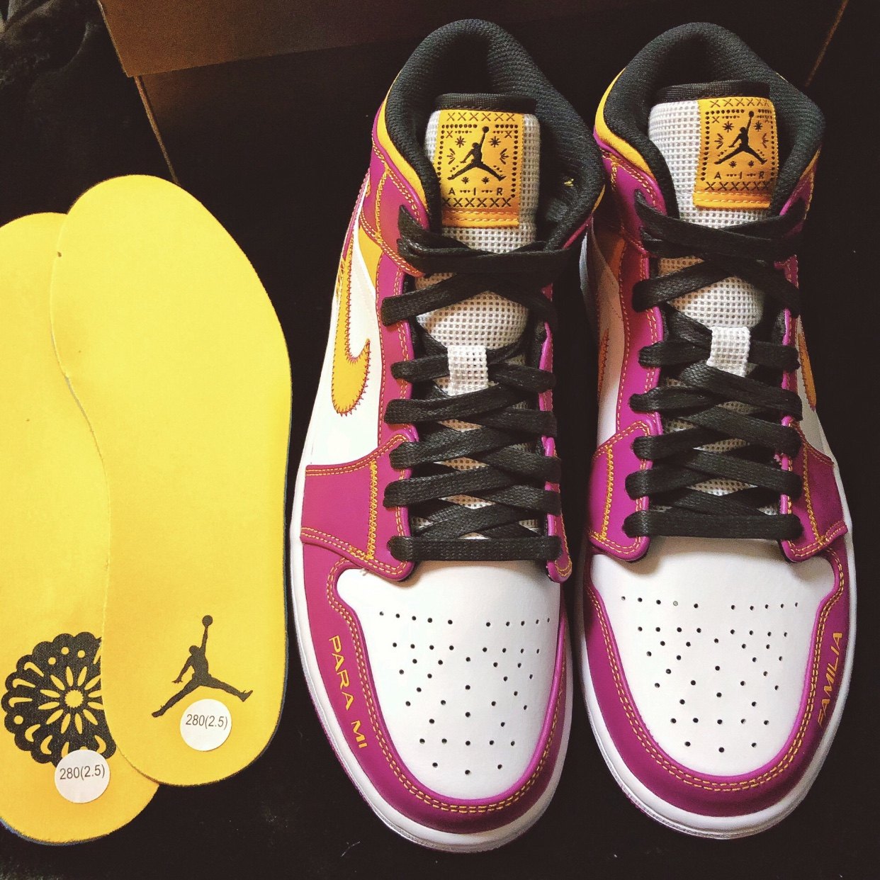 airjordanaj1midfamilia亡灵白黄粉篮球板鞋dc0350100篮球鞋