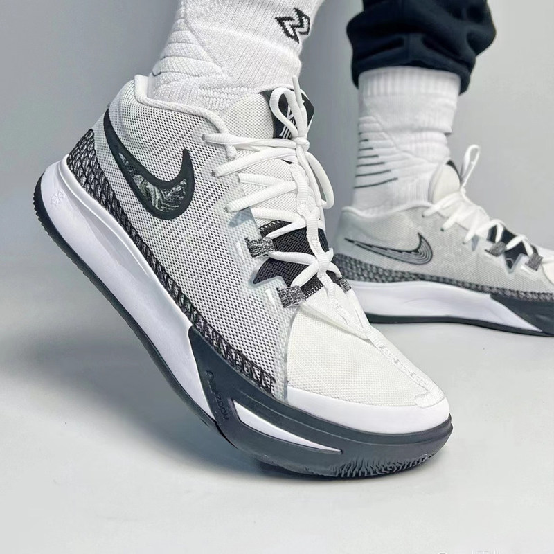 耐克nikekyrieflytrap欧文简版实战男子篮球篮球鞋