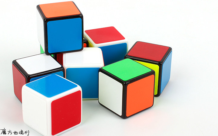 魔方流行一阶你没看错迷你25cm异形魔方