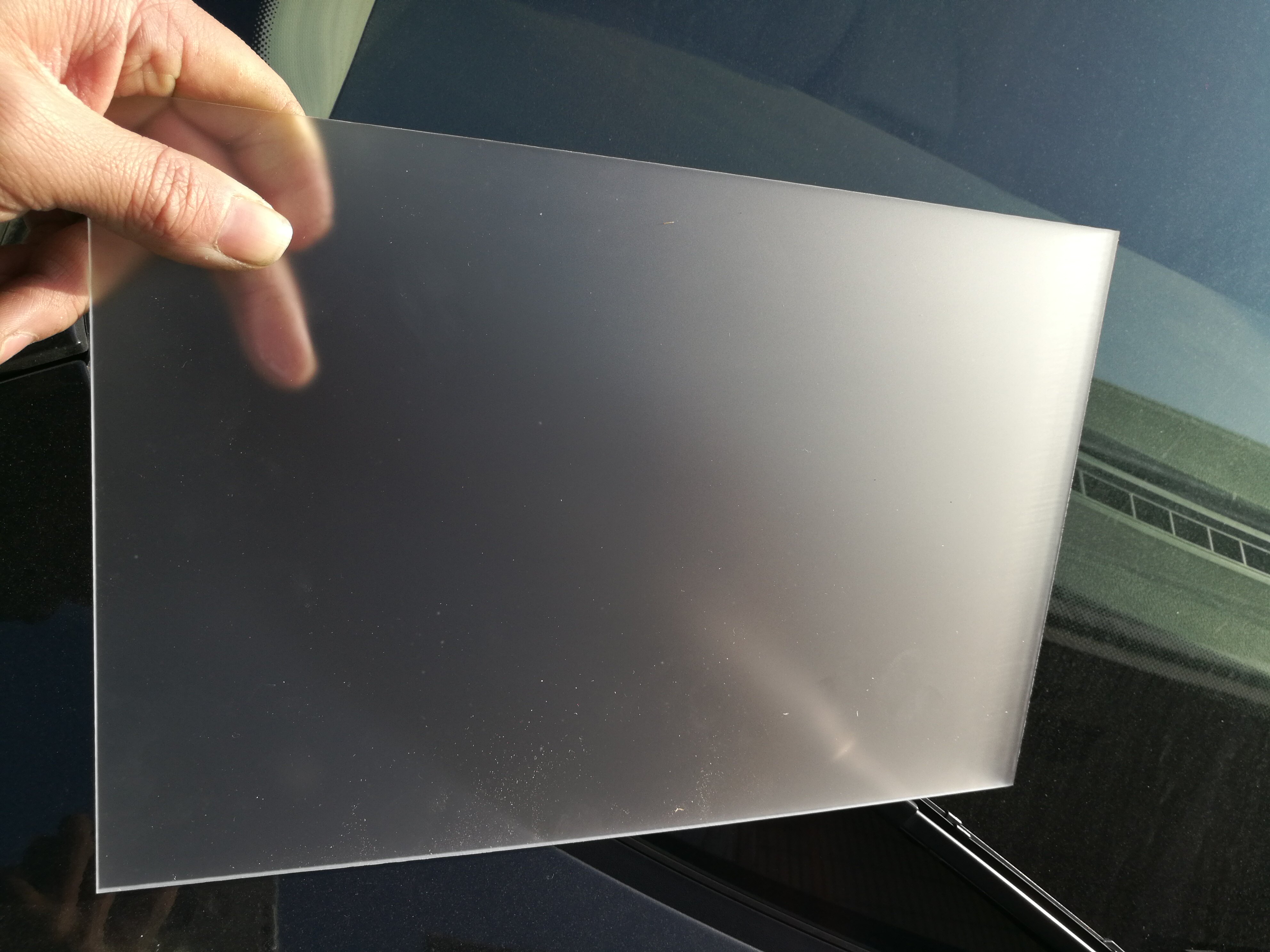 3mm厚透明单面磨砂亚克力板定做 有机玻璃板材定制 加工 切割雕刻