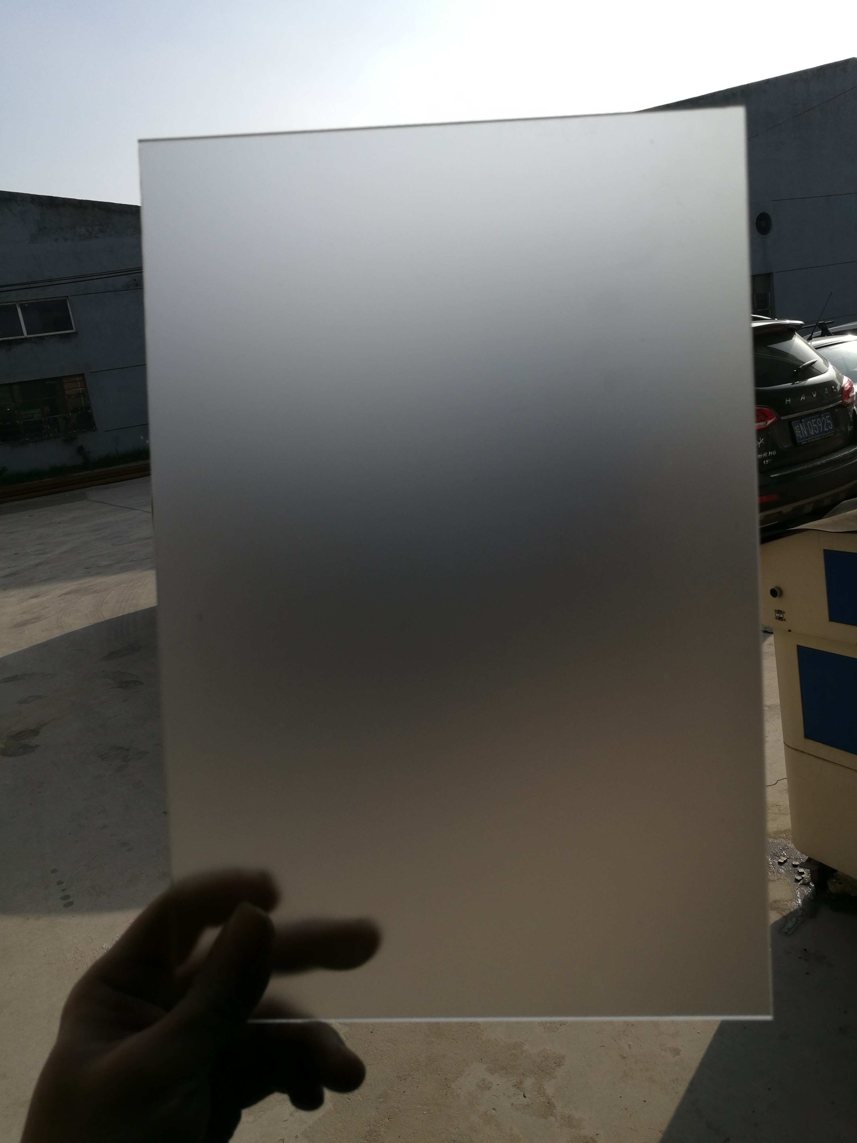 3mm厚透明单面磨砂亚克力板定做 有机玻璃板材定制 加工 切割雕刻