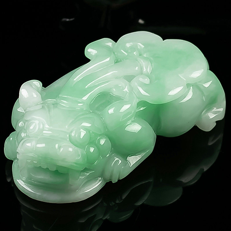 貔貅翡翠吊坠缅甸玉石霸王挂件证书荔湾华林颈饰