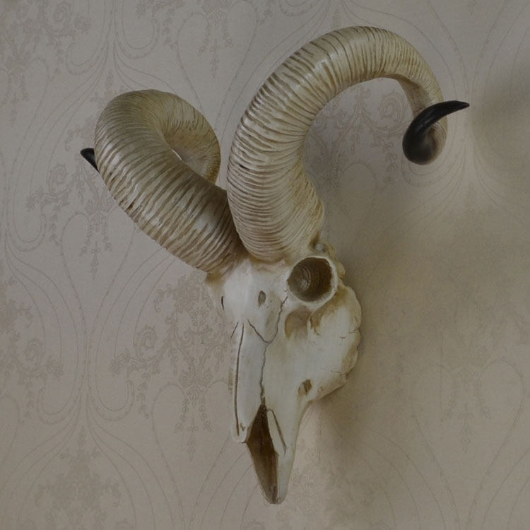 招财避邪羊头挂件仿古做旧牛头酒吧墙面装饰壁饰