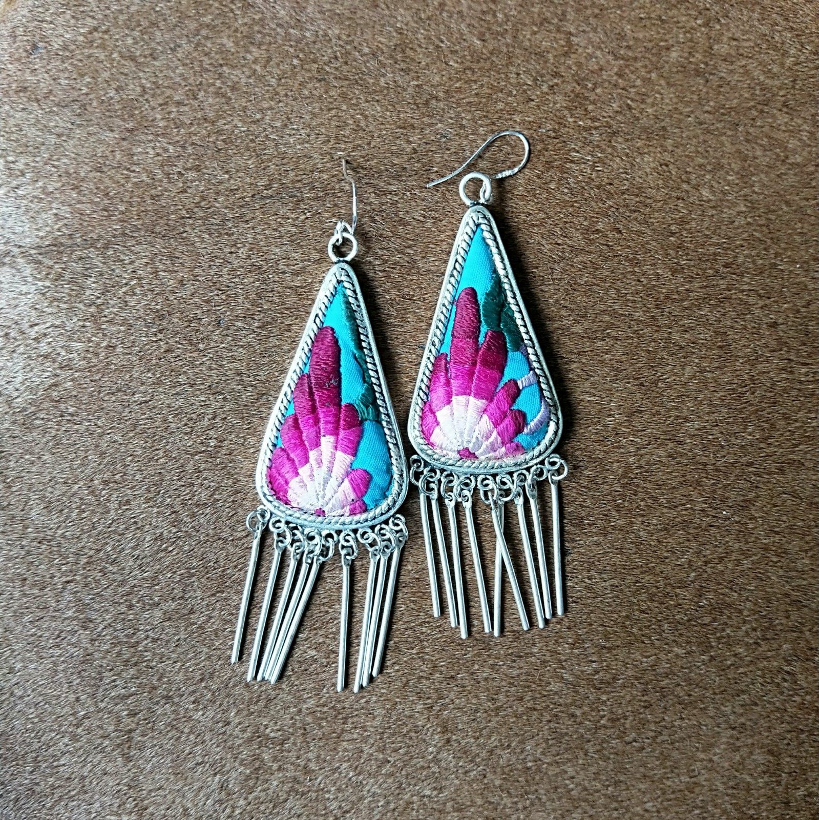 民族风手工老绣片苗银耳环 多款花色入