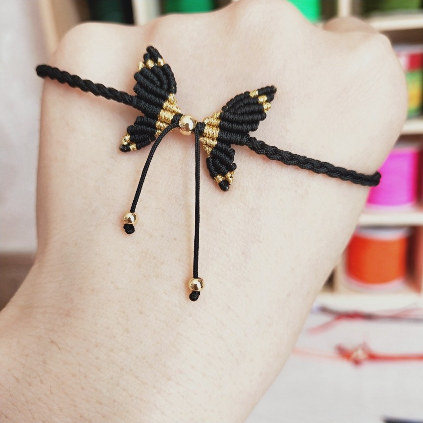 抖音同款蝴蝶转运珠黑绳颈链女手工编织过敏项链