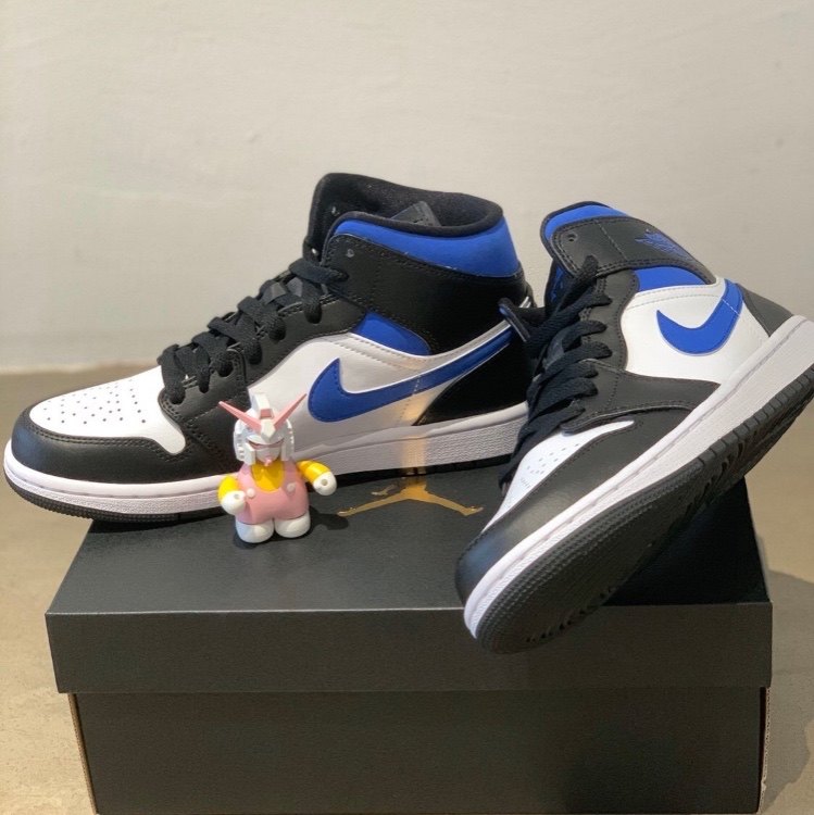 airjordanmidaj1皇家蓝小闪电黑脚趾中帮篮球鞋篮球鞋