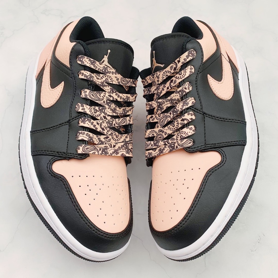 airjordanlowaj1黑粉脏粉低帮篮球鞋553558553560034篮球鞋