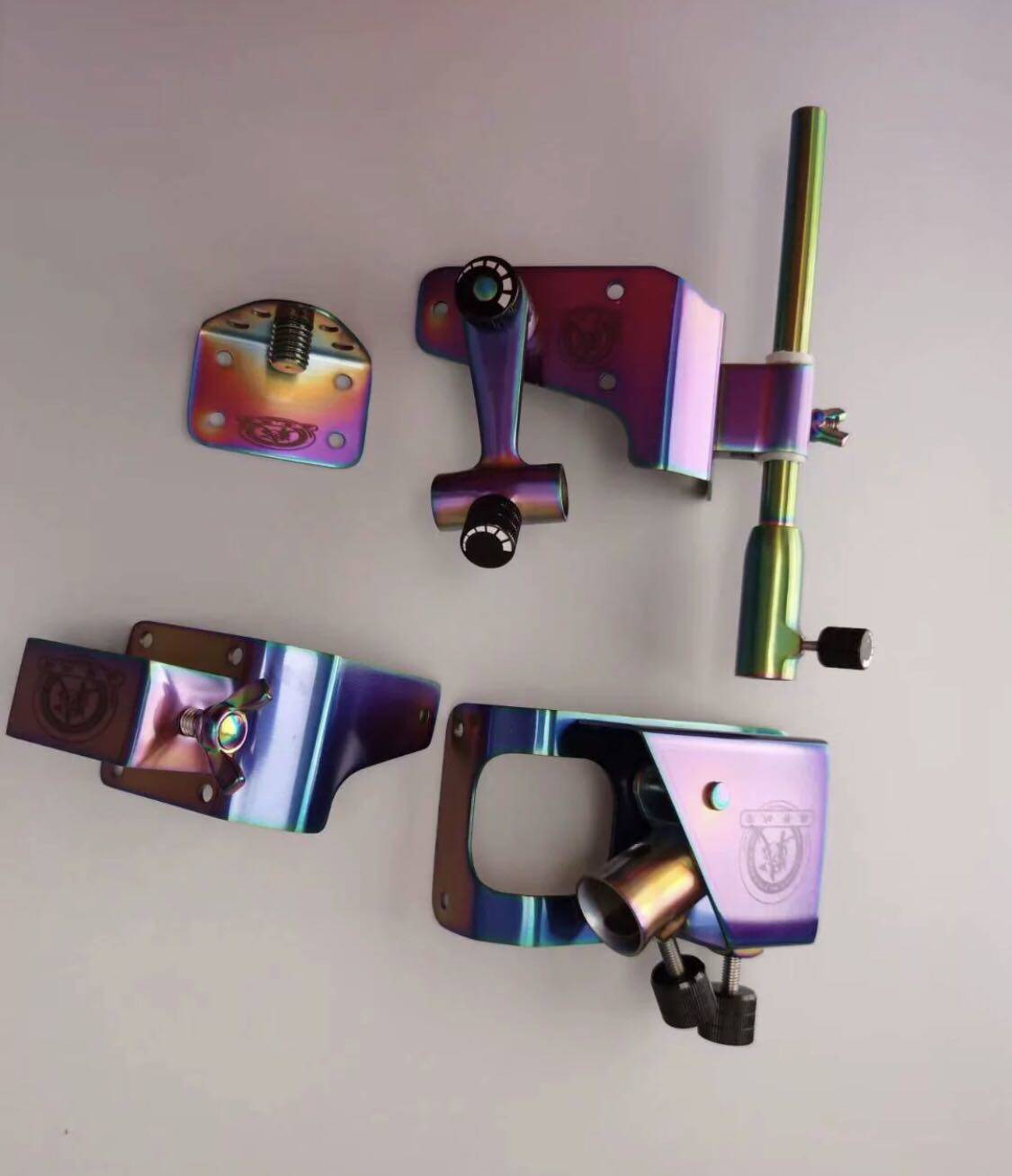 新款森普战盾29l钓箱专用拐角配件炫彩金色钓箱