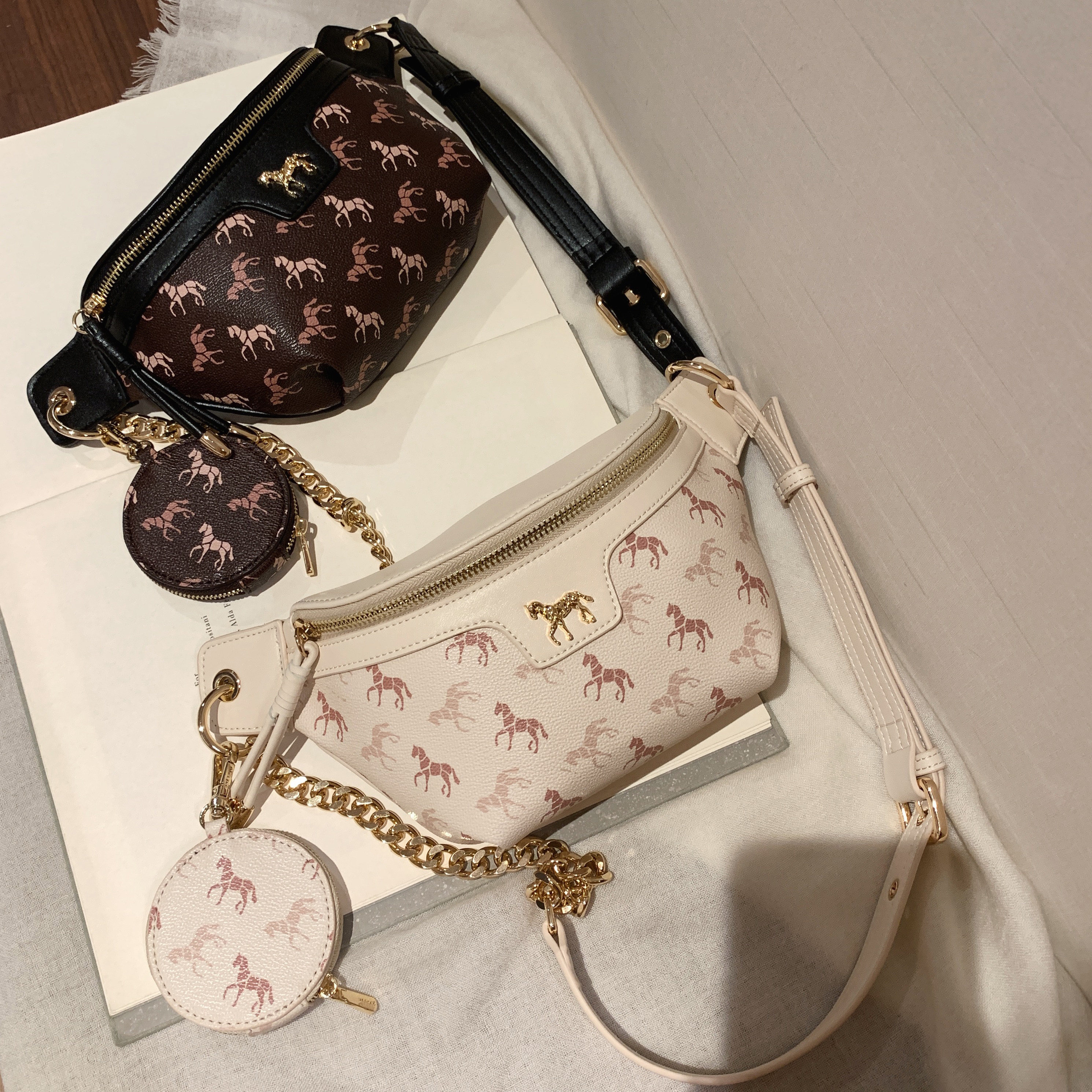 意大利lp小马包 天马星空腰包女潮ins2020新款胸包百搭单肩斜挎包