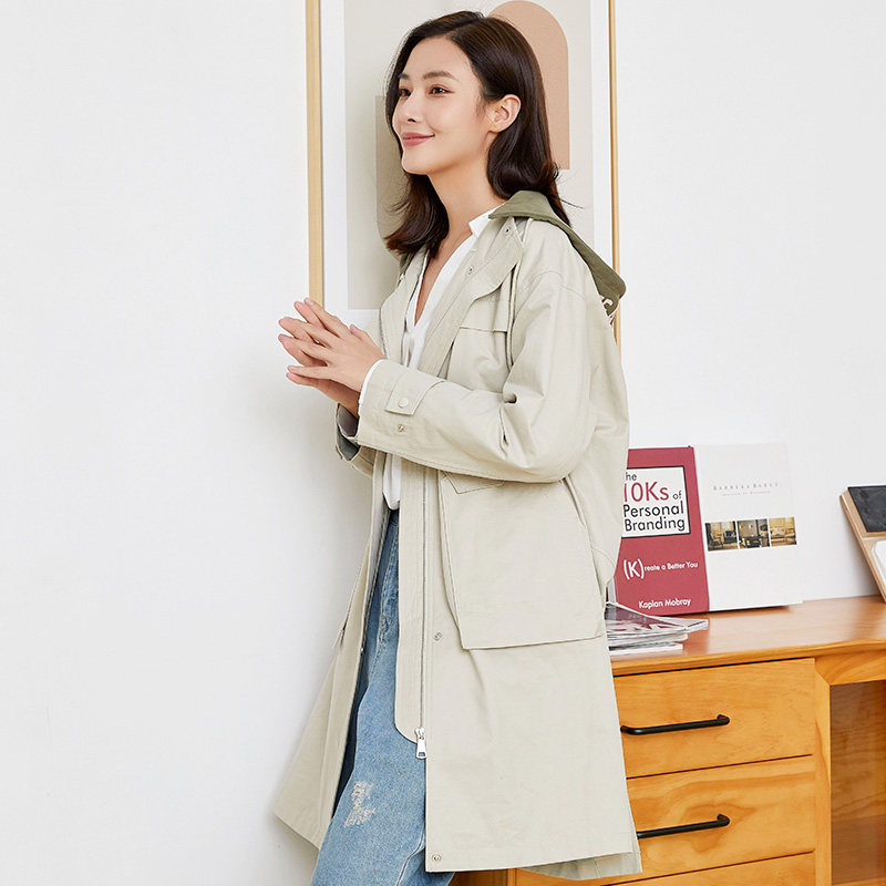 黄三怪-我的严选网 女装 片断2020春新纯色风衣中长款直筒字母刺绣花