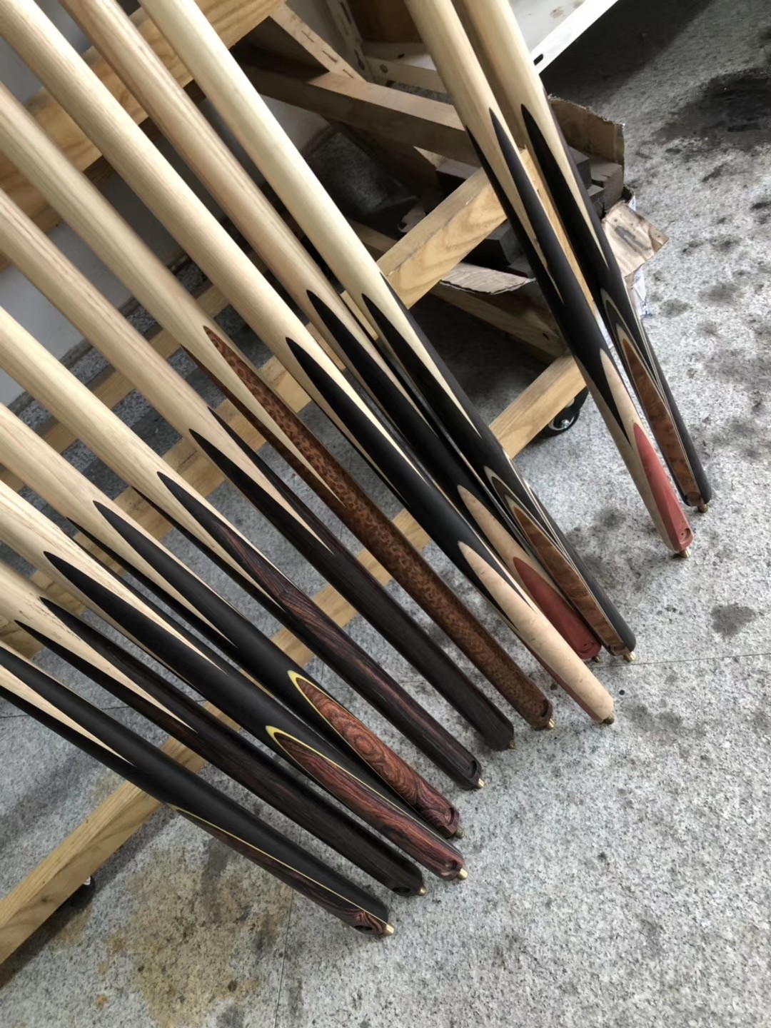 定制hunt手工台球球杆款式欣赏参考黑曼巴蛇纹台球杆