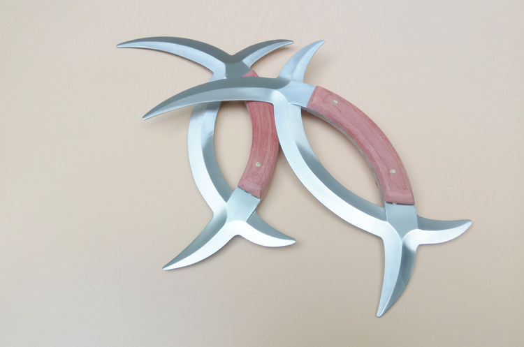 不锈钢双钺八卦子午鸳鸯钺冷兵器短器械传统武术器材双面脊双月钥