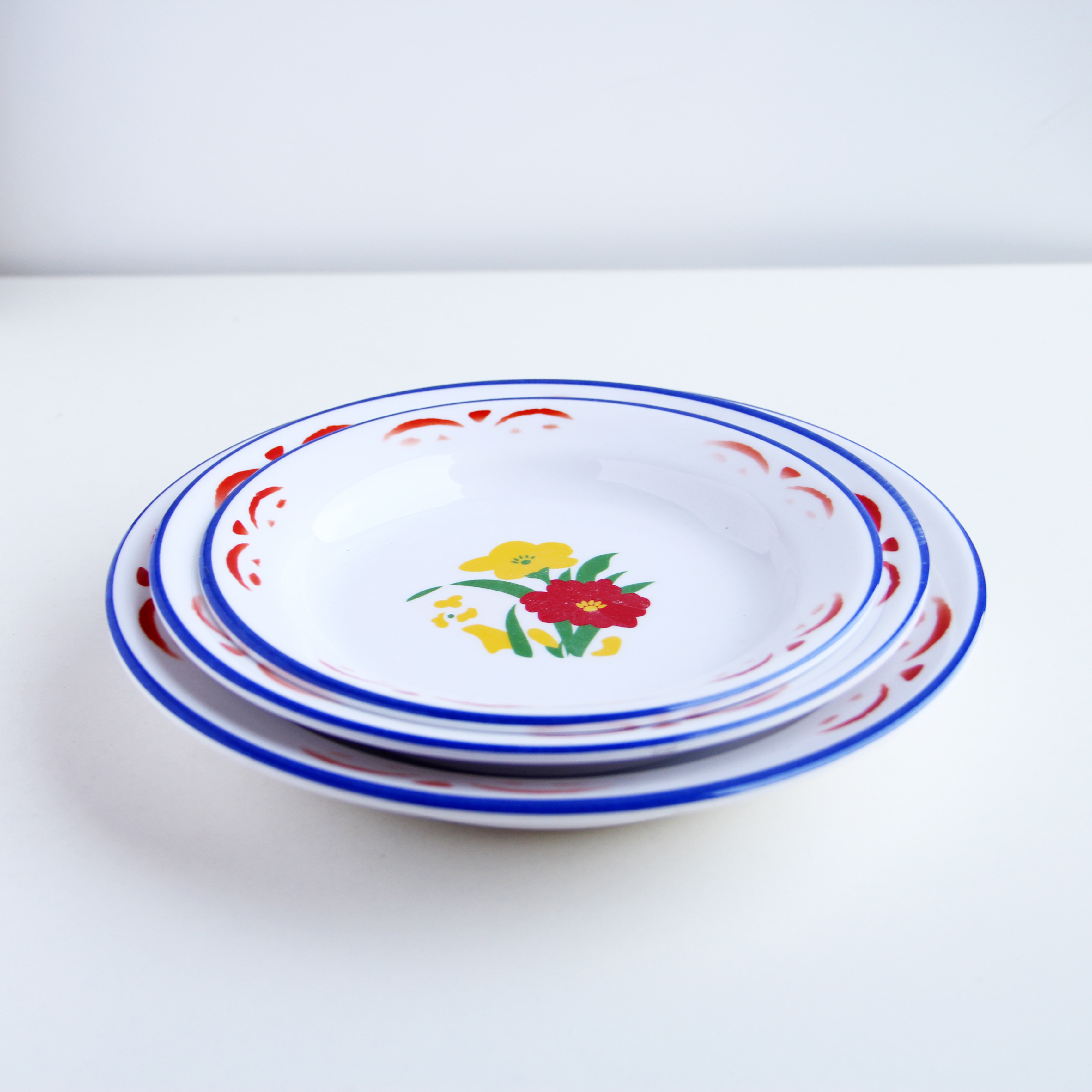 搪瓷密胺盘子仿瓷餐具圆形商用碟子菜盘市井盘