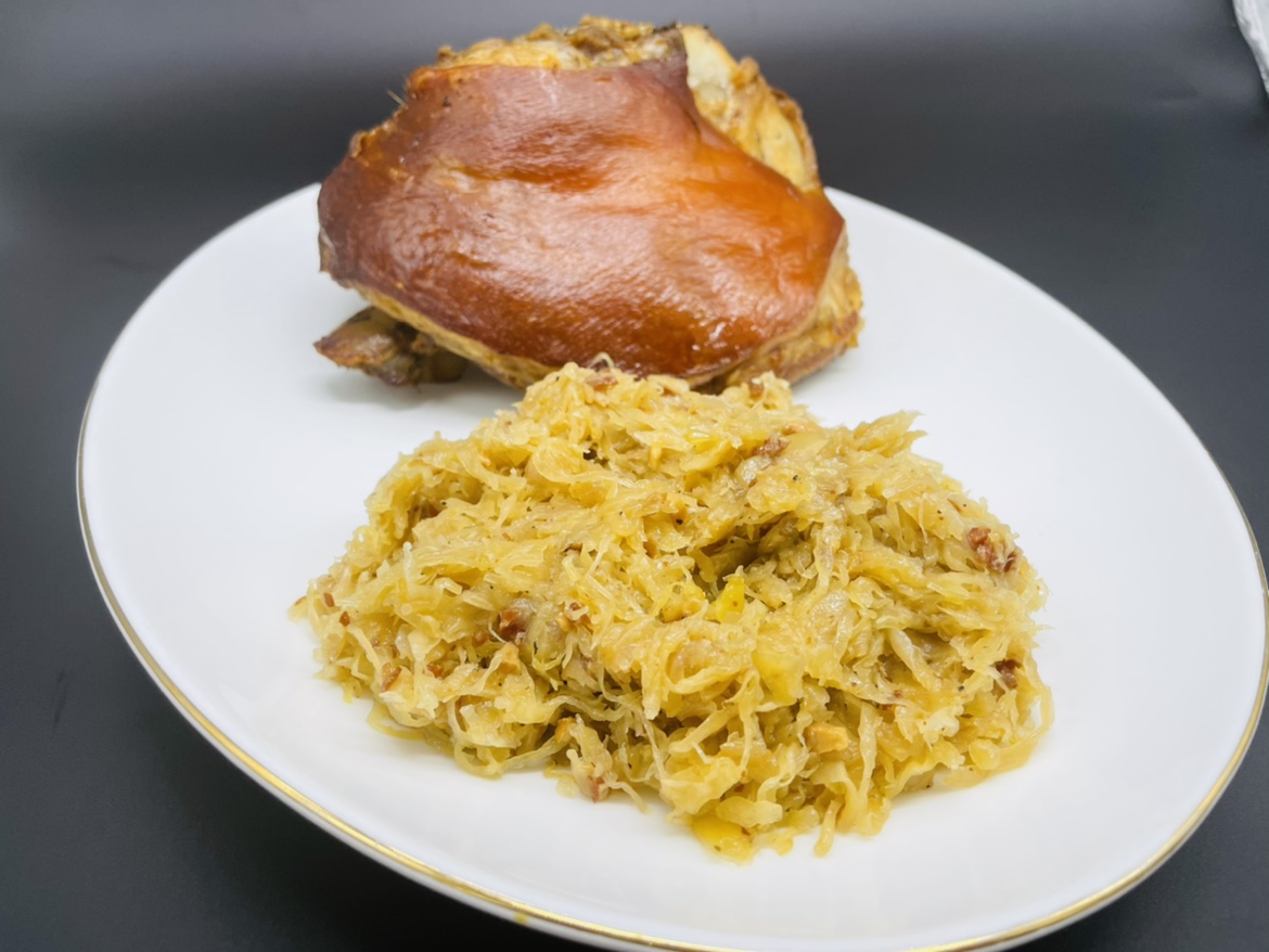 德国酸菜sauerkraut腌制泡菜酸椰德式西餐沙拉原料腌制