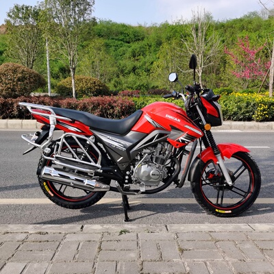 珠峰全新国4电喷平衡轴男装摩托车150cc魔影款整车机车街车可上牌