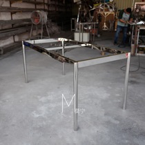 Very much like a structure that doesnt block the foot and its good to clean and the Hammoning custom NO:A003