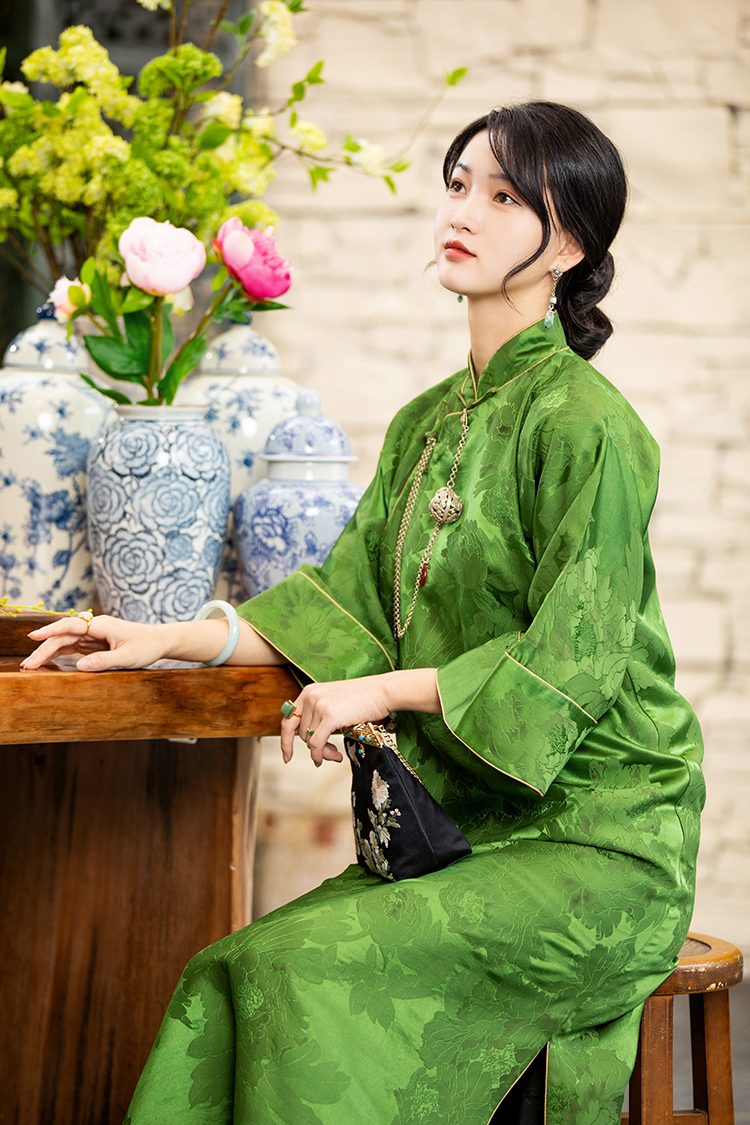 tl861丨绿鸢丨重提花真丝香云纱倒大袖旗袍民国旗袍