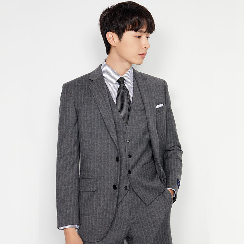 ziozia冬季新款浅色色系男士商务纯色简约西服西服