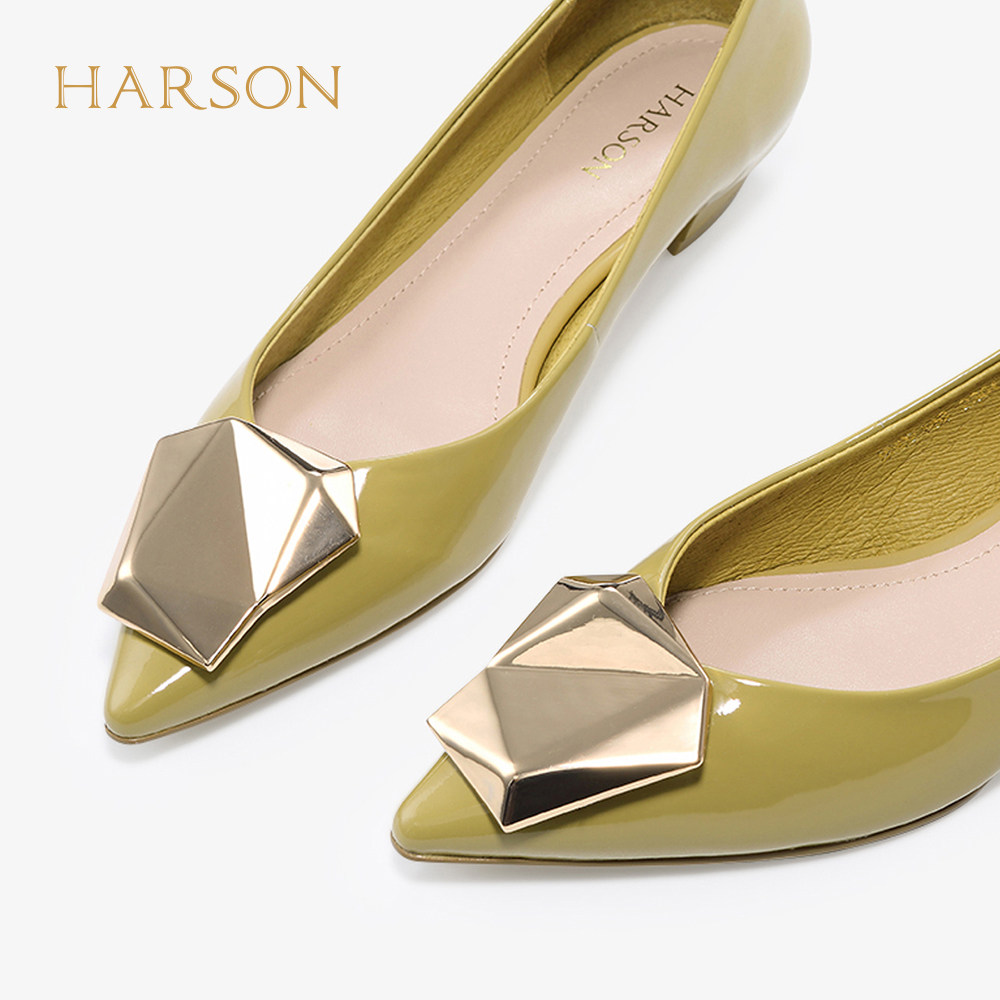 哈森2020夏季新款牛皮革浅口方跟尖头单鞋女 漆皮通勤女鞋hs07140